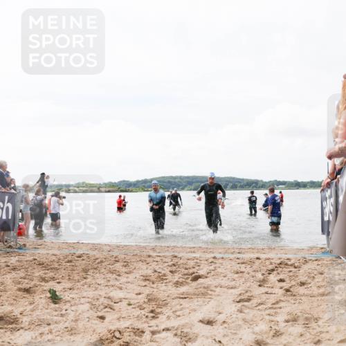 21.06.2026 - Viking Triathlon Michael Strokosch http://msf.ph/oto/9824741 21.06.2026 10:29:59 Schwimmen 169, 270, 359, 527 meine-sportfotos.de