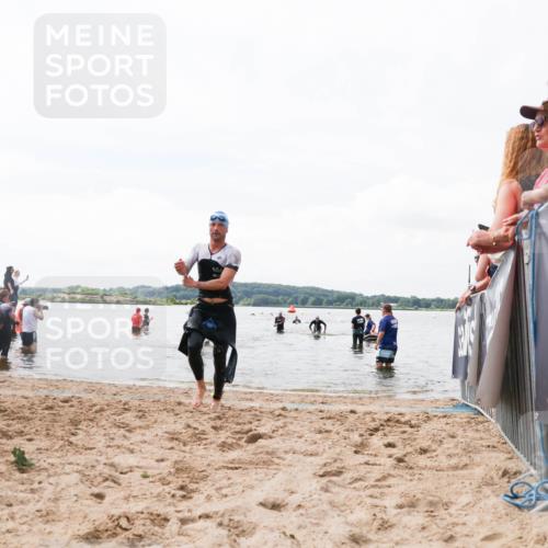 21.06.2026 - Viking Triathlon Michael Strokosch http://msf.ph/oto/9824752 21.06.2026 10:30:03 Schwimmen 31, 169, 270, 359, 527 meine-sportfotos.de
