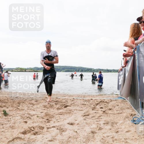 21.06.2026 - Viking Triathlon Michael Strokosch http://msf.ph/oto/9824753 21.06.2026 10:30:03 Schwimmen 31, 169, 270, 359, 527 meine-sportfotos.de