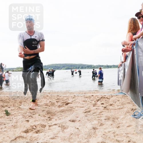 21.06.2026 - Viking Triathlon Michael Strokosch http://msf.ph/oto/9824755 21.06.2026 10:30:04 Schwimmen 31, 169, 270, 359, 527 meine-sportfotos.de