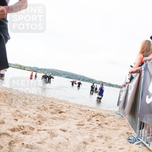 21.06.2026 - Viking Triathlon Michael Strokosch http://msf.ph/oto/9824757 21.06.2026 10:30:05 Schwimmen 31, 169, 270, 359, 527 meine-sportfotos.de