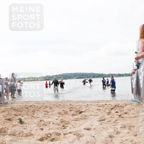 21.06.2026 - Viking Triathlon Michael Strokosch http://msf.ph/oto/9824759 21.06.2026 10:30:05 Schwimmen 31, 169, 270, 359, 527 meine-sportfotos.de