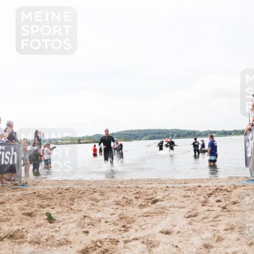 21.06.2026 - Viking Triathlon Michael Strokosch http://msf.ph/oto/9824763 21.06.2026 10:30:07 Schwimmen 31, 38, 169, 270, 359, 527 meine-sportfotos.de