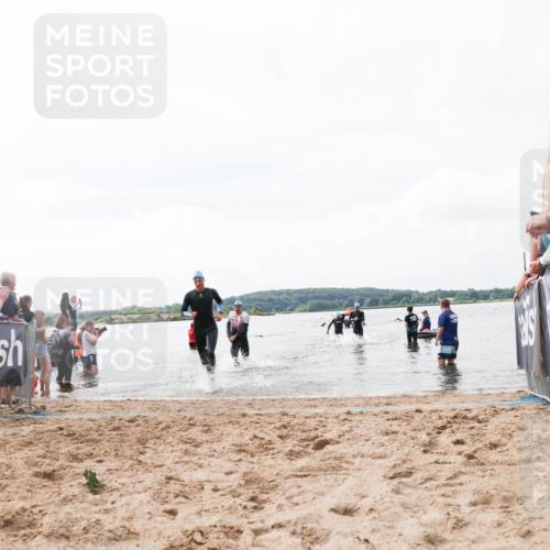 21.06.2026 - Viking Triathlon Michael Strokosch http://msf.ph/oto/9824765 21.06.2026 10:30:07 Schwimmen 31, 38, 169, 270, 359, 527 meine-sportfotos.de