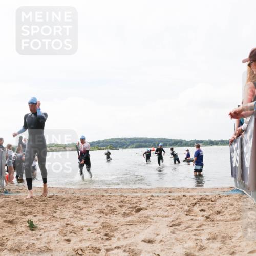 21.06.2026 - Viking Triathlon Michael Strokosch http://msf.ph/oto/9824770 21.06.2026 10:30:09 Schwimmen 31, 38, 270 meine-sportfotos.de