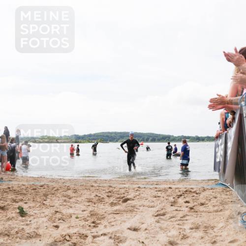 21.06.2026 - Viking Triathlon Michael Strokosch http://msf.ph/oto/9824781 21.06.2026 10:30:13 Schwimmen 31, 38, 104, 270 meine-sportfotos.de