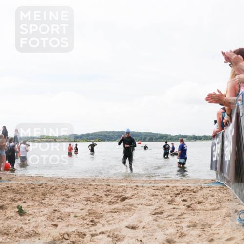 21.06.2026 - Viking Triathlon Michael Strokosch http://msf.ph/oto/9824782 21.06.2026 10:30:13 Schwimmen 31, 38, 104, 270 meine-sportfotos.de