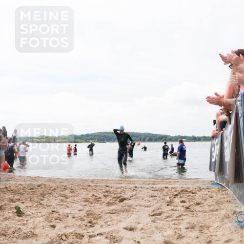 21.06.2026 - Viking Triathlon Michael Strokosch http://msf.ph/oto/9824783 21.06.2026 10:30:13 Schwimmen 31, 38, 104, 270 meine-sportfotos.de