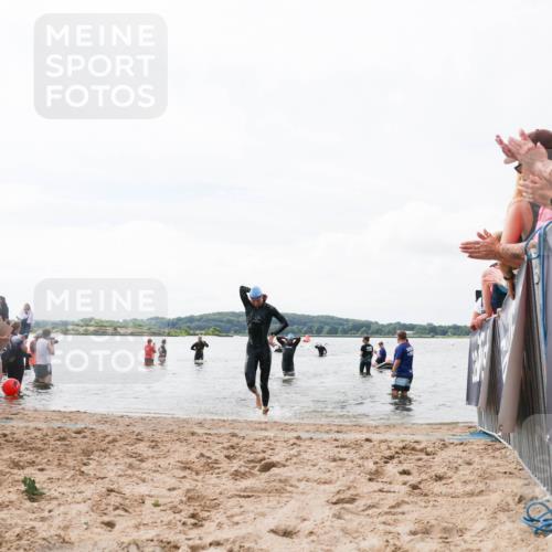 21.06.2026 - Viking Triathlon Michael Strokosch http://msf.ph/oto/9824784 21.06.2026 10:30:14 Schwimmen 31, 38, 104, 270 meine-sportfotos.de