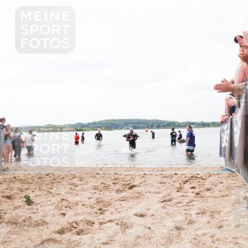 21.06.2026 - Viking Triathlon Michael Strokosch http://msf.ph/oto/9824793 21.06.2026 10:30:17 Schwimmen 27, 31, 38, 104 meine-sportfotos.de