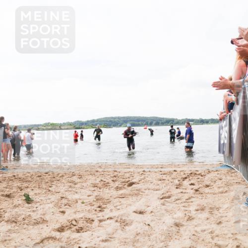 21.06.2026 - Viking Triathlon Michael Strokosch http://msf.ph/oto/9824794 21.06.2026 10:30:17 Schwimmen 27, 31, 38, 104 meine-sportfotos.de
