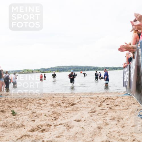 21.06.2026 - Viking Triathlon Michael Strokosch http://msf.ph/oto/9824795 21.06.2026 10:30:17 Schwimmen 27, 31, 38, 104 meine-sportfotos.de