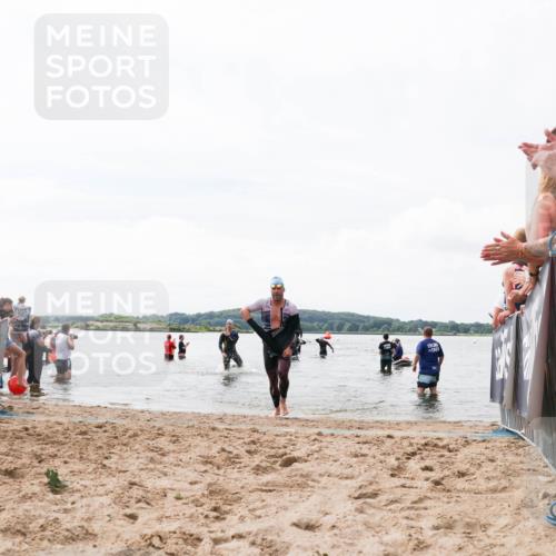 21.06.2026 - Viking Triathlon Michael Strokosch http://msf.ph/oto/9824804 21.06.2026 10:30:20 Schwimmen 27, 38, 104 meine-sportfotos.de