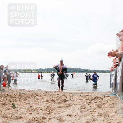 21.06.2026 - Viking Triathlon Michael Strokosch http://msf.ph/oto/9824805 21.06.2026 10:30:21 Schwimmen 27, 38, 104 meine-sportfotos.de