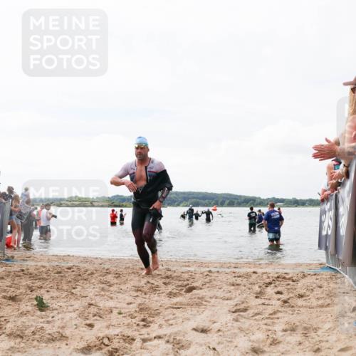 21.06.2026 - Viking Triathlon Michael Strokosch http://msf.ph/oto/9824808 21.06.2026 10:30:22 Schwimmen 27, 104 meine-sportfotos.de