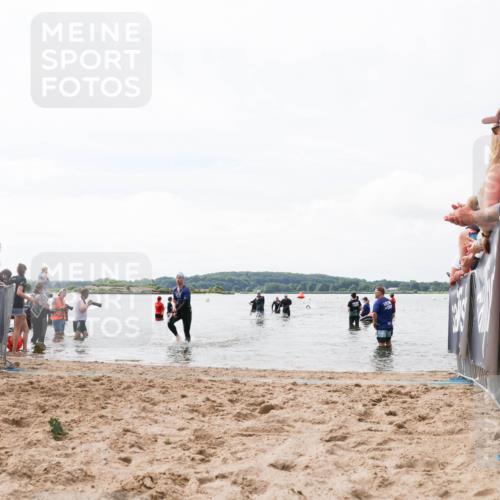 21.06.2026 - Viking Triathlon Michael Strokosch http://msf.ph/oto/9824814 21.06.2026 10:30:24 Schwimmen 27, 104 meine-sportfotos.de