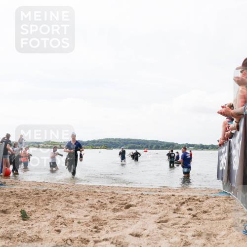 21.06.2026 - Viking Triathlon Michael Strokosch http://msf.ph/oto/9824818 21.06.2026 10:30:25 Schwimmen 27, 104, 218 meine-sportfotos.de