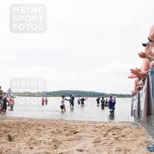 21.06.2026 - Viking Triathlon Michael Strokosch http://msf.ph/oto/9824827 21.06.2026 10:30:28 Schwimmen 27, 218 meine-sportfotos.de