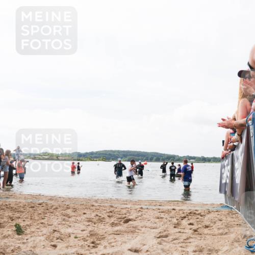 21.06.2026 - Viking Triathlon Michael Strokosch http://msf.ph/oto/9824831 21.06.2026 10:30:29 Schwimmen 27, 218 meine-sportfotos.de