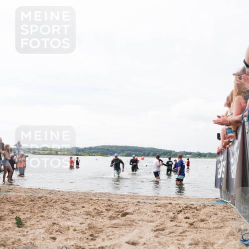 21.06.2026 - Viking Triathlon Michael Strokosch http://msf.ph/oto/9824836 21.06.2026 10:30:31 Schwimmen 27, 42, 218 meine-sportfotos.de