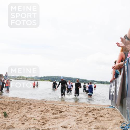 21.06.2026 - Viking Triathlon Michael Strokosch http://msf.ph/oto/9824858 21.06.2026 10:30:38 Schwimmen 5, 42, 103, 218 meine-sportfotos.de