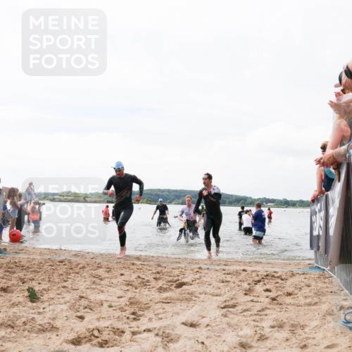 21.06.2026 - Viking Triathlon Michael Strokosch http://msf.ph/oto/9824863 21.06.2026 10:30:40 Schwimmen 5, 42, 103, 218, 337 meine-sportfotos.de