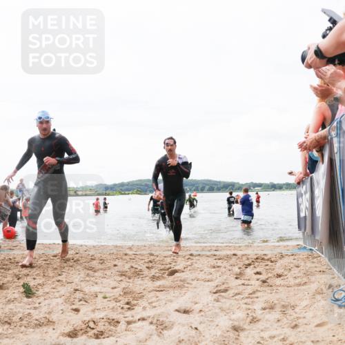 21.06.2026 - Viking Triathlon Michael Strokosch http://msf.ph/oto/9824866 21.06.2026 10:30:41 Schwimmen 5, 42, 103, 337, 394 meine-sportfotos.de