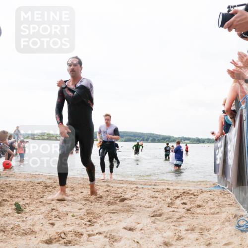 21.06.2026 - Viking Triathlon Michael Strokosch http://msf.ph/oto/9824869 21.06.2026 10:30:42 Schwimmen 5, 42, 103, 337, 394 meine-sportfotos.de