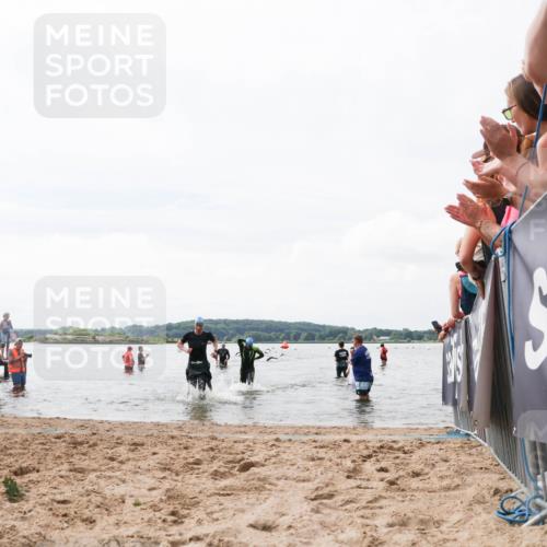 21.06.2026 - Viking Triathlon Michael Strokosch http://msf.ph/oto/9824879 21.06.2026 10:30:45 Schwimmen 5, 42, 103, 337, 394 meine-sportfotos.de