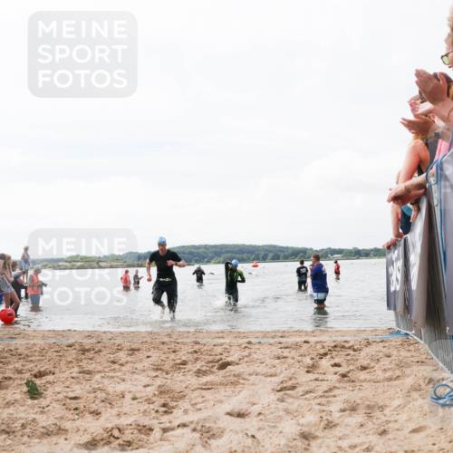 21.06.2026 - Viking Triathlon Michael Strokosch http://msf.ph/oto/9824882 21.06.2026 10:30:46 Schwimmen 5, 42, 103, 337, 394 meine-sportfotos.de