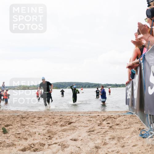 21.06.2026 - Viking Triathlon Michael Strokosch http://msf.ph/oto/9824883 21.06.2026 10:30:47 Schwimmen 5, 103, 337, 394 meine-sportfotos.de