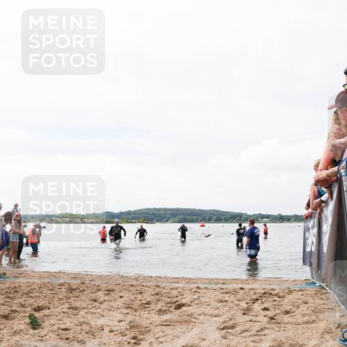 21.06.2026 - Viking Triathlon Michael Strokosch http://msf.ph/oto/9824912 21.06.2026 10:30:56 Schwimmen 131, 394 meine-sportfotos.de