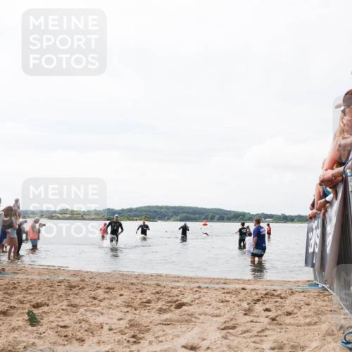 21.06.2026 - Viking Triathlon Michael Strokosch http://msf.ph/oto/9824914 21.06.2026 10:30:57 Schwimmen 131 meine-sportfotos.de