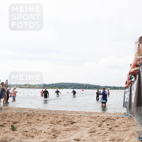 21.06.2026 - Viking Triathlon Michael Strokosch http://msf.ph/oto/9824915 21.06.2026 10:30:57 Schwimmen 131 meine-sportfotos.de