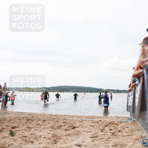 21.06.2026 - Viking Triathlon Michael Strokosch http://msf.ph/oto/9824916 21.06.2026 10:30:58 Schwimmen 131 meine-sportfotos.de
