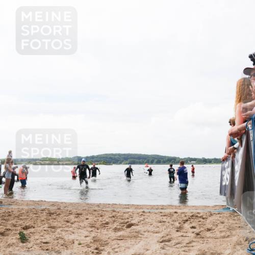 21.06.2026 - Viking Triathlon Michael Strokosch http://msf.ph/oto/9824921 21.06.2026 10:30:59 Schwimmen 131, 454, 665 meine-sportfotos.de