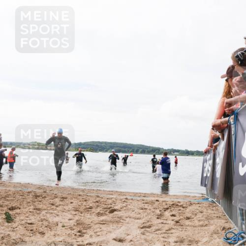 21.06.2026 - Viking Triathlon Michael Strokosch http://msf.ph/oto/9824931 21.06.2026 10:31:03 Schwimmen 131, 454, 665 meine-sportfotos.de