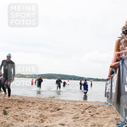 21.06.2026 - Viking Triathlon Michael Strokosch http://msf.ph/oto/9824936 21.06.2026 10:31:04 Schwimmen 131, 454, 665 meine-sportfotos.de