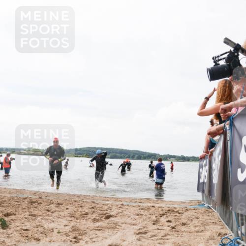 21.06.2026 - Viking Triathlon Michael Strokosch http://msf.ph/oto/9824943 21.06.2026 10:31:07 Schwimmen 131, 454, 665 meine-sportfotos.de