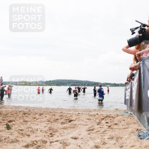 21.06.2026 - Viking Triathlon Michael Strokosch http://msf.ph/oto/9824960 21.06.2026 10:31:12 Schwimmen 454, 637, 665 meine-sportfotos.de