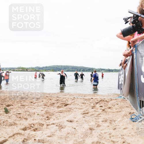 21.06.2026 - Viking Triathlon Michael Strokosch http://msf.ph/oto/9824970 21.06.2026 10:31:16 Schwimmen 98, 569, 637 meine-sportfotos.de