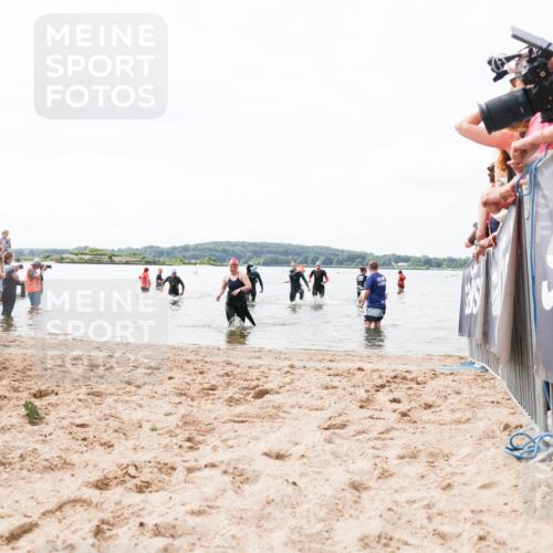 21.06.2026 - Viking Triathlon Michael Strokosch http://msf.ph/oto/9824973 21.06.2026 10:31:17 Schwimmen 14, 98, 569, 637 meine-sportfotos.de