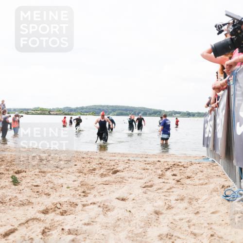 21.06.2026 - Viking Triathlon Michael Strokosch http://msf.ph/oto/9824974 21.06.2026 10:31:17 Schwimmen 14, 98, 569, 637 meine-sportfotos.de