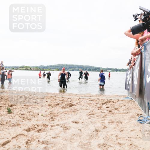 21.06.2026 - Viking Triathlon Michael Strokosch http://msf.ph/oto/9824975 21.06.2026 10:31:17 Schwimmen 14, 98, 569, 637 meine-sportfotos.de