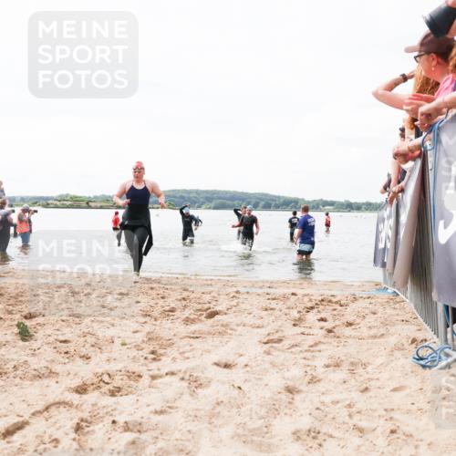 21.06.2026 - Viking Triathlon Michael Strokosch http://msf.ph/oto/9824982 21.06.2026 10:31:20 Schwimmen 14, 98, 486, 569, 637 meine-sportfotos.de