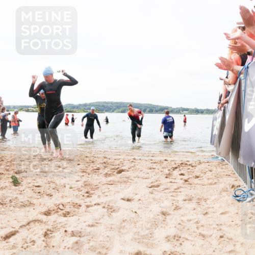21.06.2026 - Viking Triathlon Michael Strokosch http://msf.ph/oto/9824996 21.06.2026 10:31:24 Schwimmen 14, 98, 486, 569, 637 meine-sportfotos.de