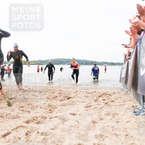 21.06.2026 - Viking Triathlon Michael Strokosch http://msf.ph/oto/9824998 21.06.2026 10:31:25 Schwimmen 14, 98, 486, 569, 637 meine-sportfotos.de