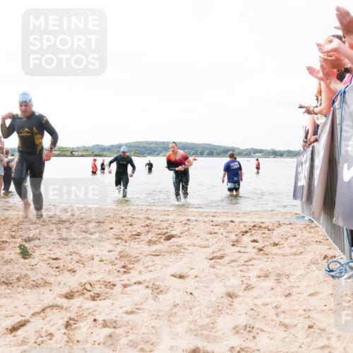 21.06.2026 - Viking Triathlon Michael Strokosch http://msf.ph/oto/9824999 21.06.2026 10:31:25 Schwimmen 14, 98, 486, 569, 637 meine-sportfotos.de