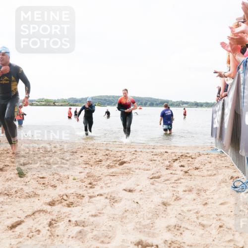21.06.2026 - Viking Triathlon Michael Strokosch http://msf.ph/oto/9825000 21.06.2026 10:31:26 Schwimmen 14, 98, 486, 569, 637 meine-sportfotos.de