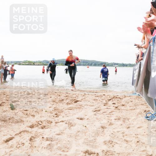 21.06.2026 - Viking Triathlon Michael Strokosch http://msf.ph/oto/9825002 21.06.2026 10:31:26 Schwimmen 14, 98, 486, 569, 637 meine-sportfotos.de